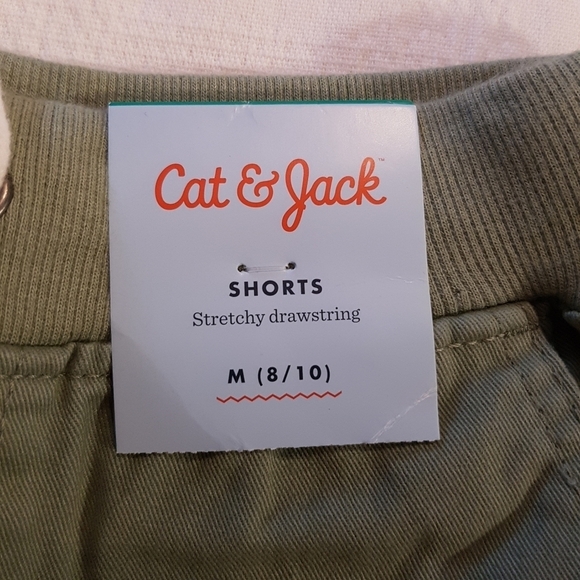 Cat & Jack light green cargo shorts 8/10 - Picture 2 of 5
